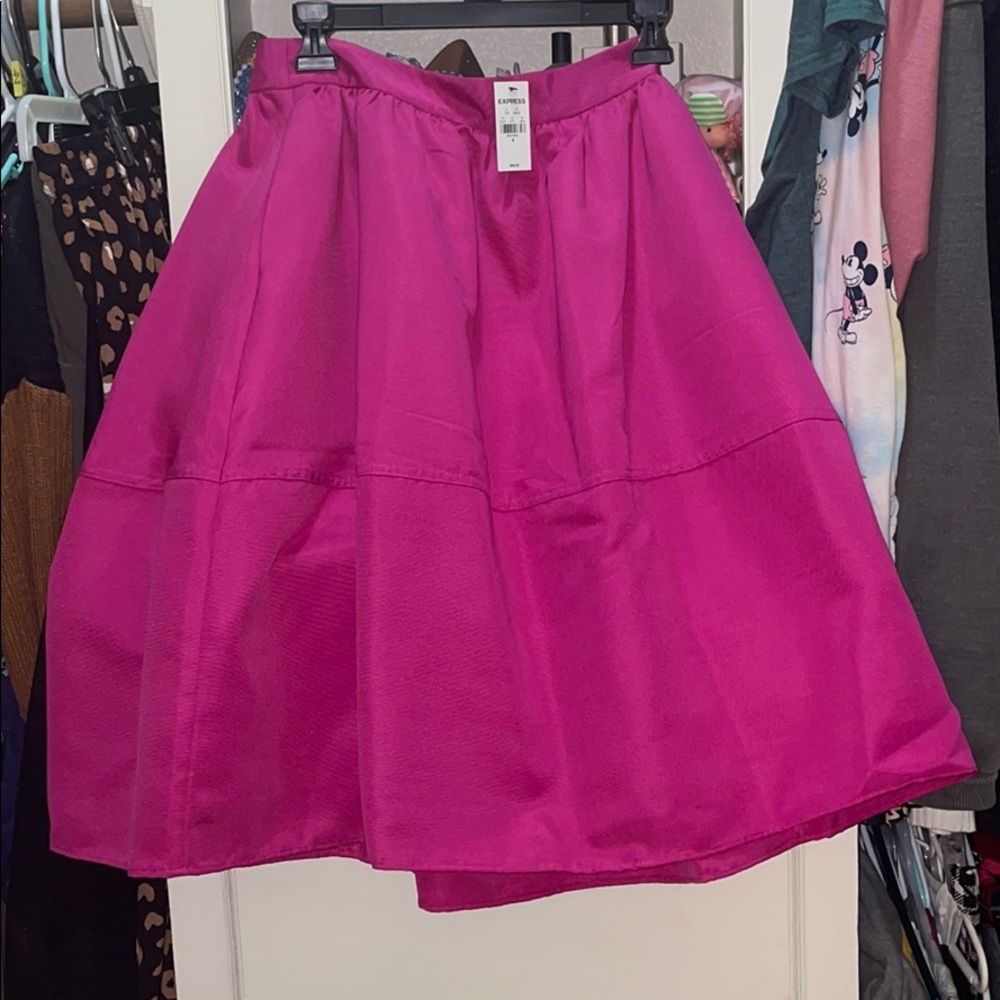 Express Full skirt size 4